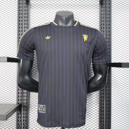 2526 Manchester United Clover player shirt