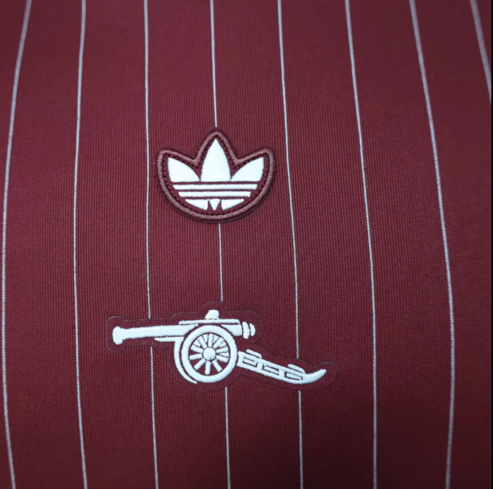 2526 Arsenal casual wear player top - Image 7