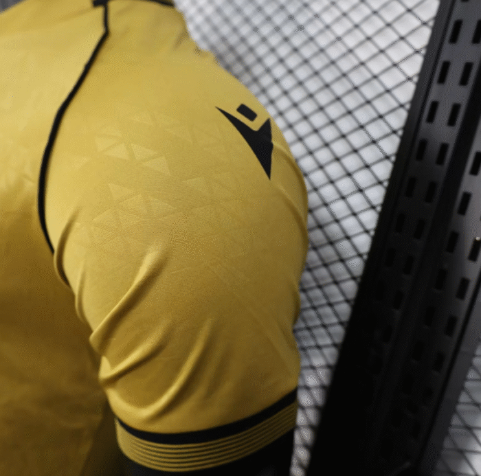 2526 Crystal Palace away player edition jersey - Image 6