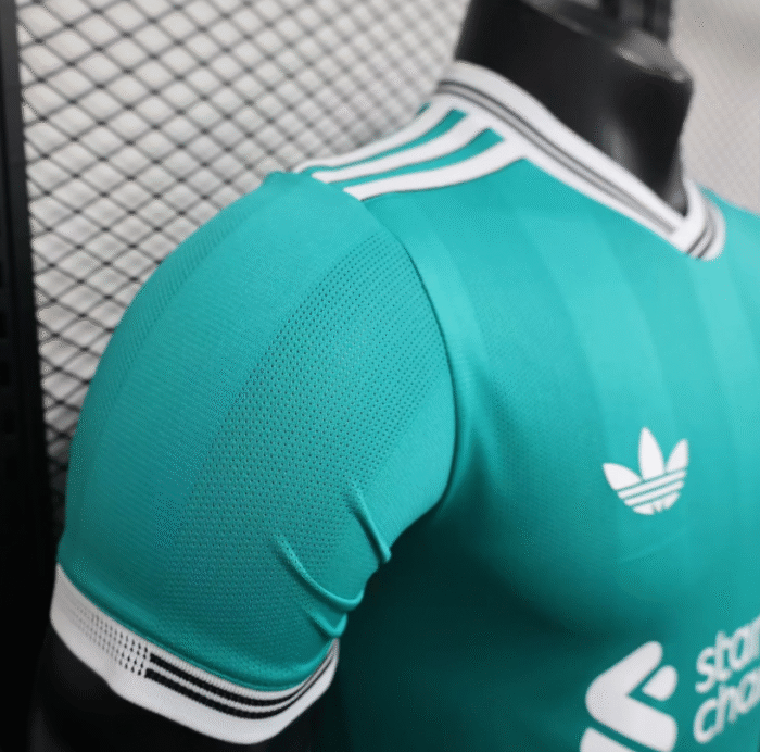 2526 Liverpool Two Player Edition jersey - Image 6
