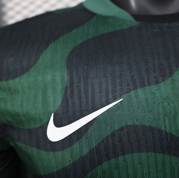 2526 Lisbon Two Player Edition jersey - Image 5