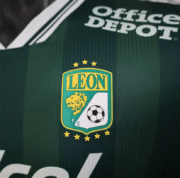 2526 Leon home player edition jersey - Image 4