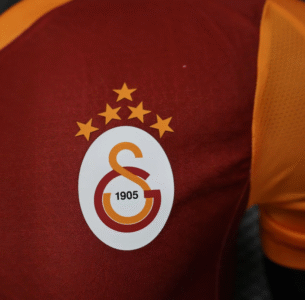 2526 Galatasaray home player edition jersey - Image 4
